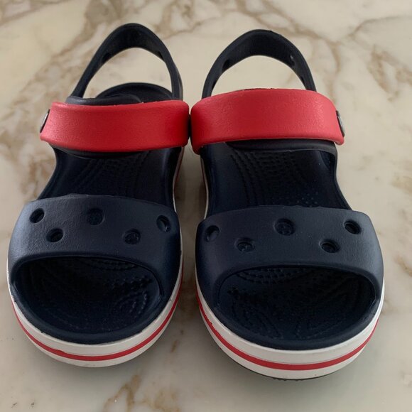 Crocs unisex-child Crocband Cruiser Sandals (Toddler/Little Kid) - Picture 2 of 8